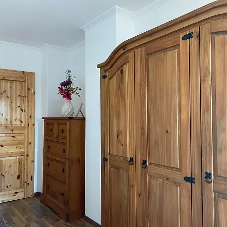 Unter Dem Dach Mit Parkplatz Appartement